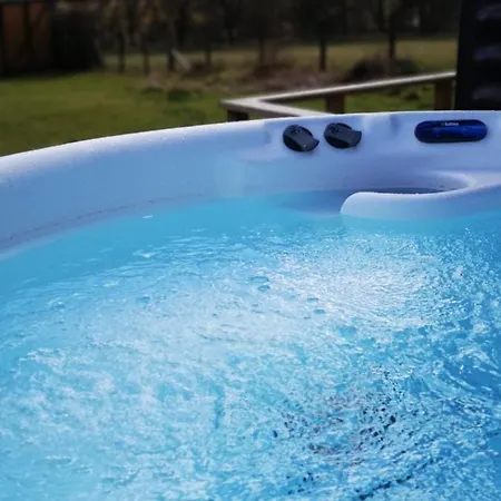 Hotel Pen-Rhos Luxury Glamping 